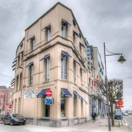 Antigone Hotel