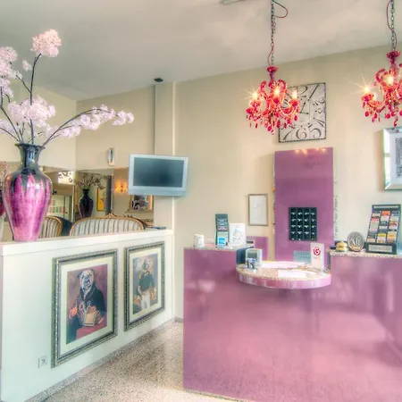 Hotel Antigone